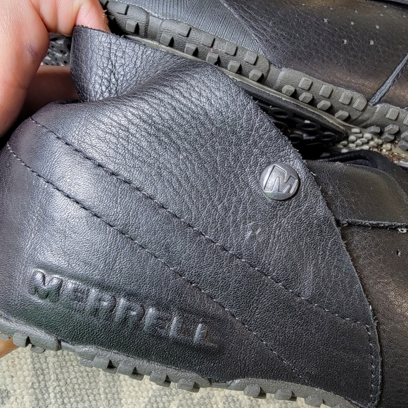 Merrell | 9.5 Improve Slides Black Leather Clog Mules Slip on collapsible heels - Picture 13 of 16